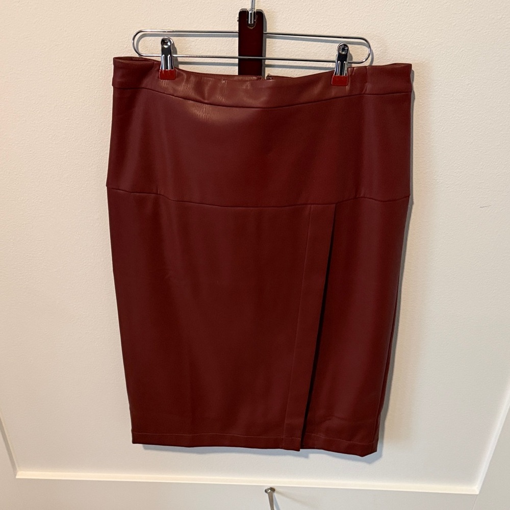 Anthropologie Size 14 Faux Leather Pencil Skirt in Deep Burgundy NWOT